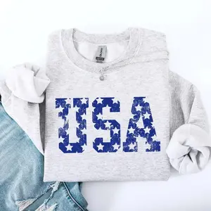 Retro USA stars crewneck – patriotic 4th of July sweatshirt for women to celebrate America in style, 4th of july outfits for women, 4th of july, 4th of july shirt, 4th of july shirt for women, t shirts for men