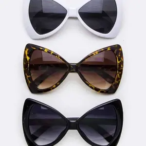 Bow Down Dark tint Sunglasses