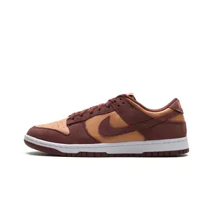 Dunk Low Retro SE "Amber Brown" FQ8249 200