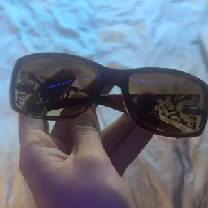 2-Pack Vintage Sunglasses with Rhinestone Accents Tinted PC Frames for Women Retro Glam Accessory for Outdoor & Daily Style