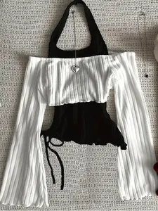 New Christmas Valentine's Day Long Sleeve Top, Spicy Girl Style Feminine Color Block Halter Neck Flare Sleeves Fake Two-Piece Fitted T-Shirt Ll168