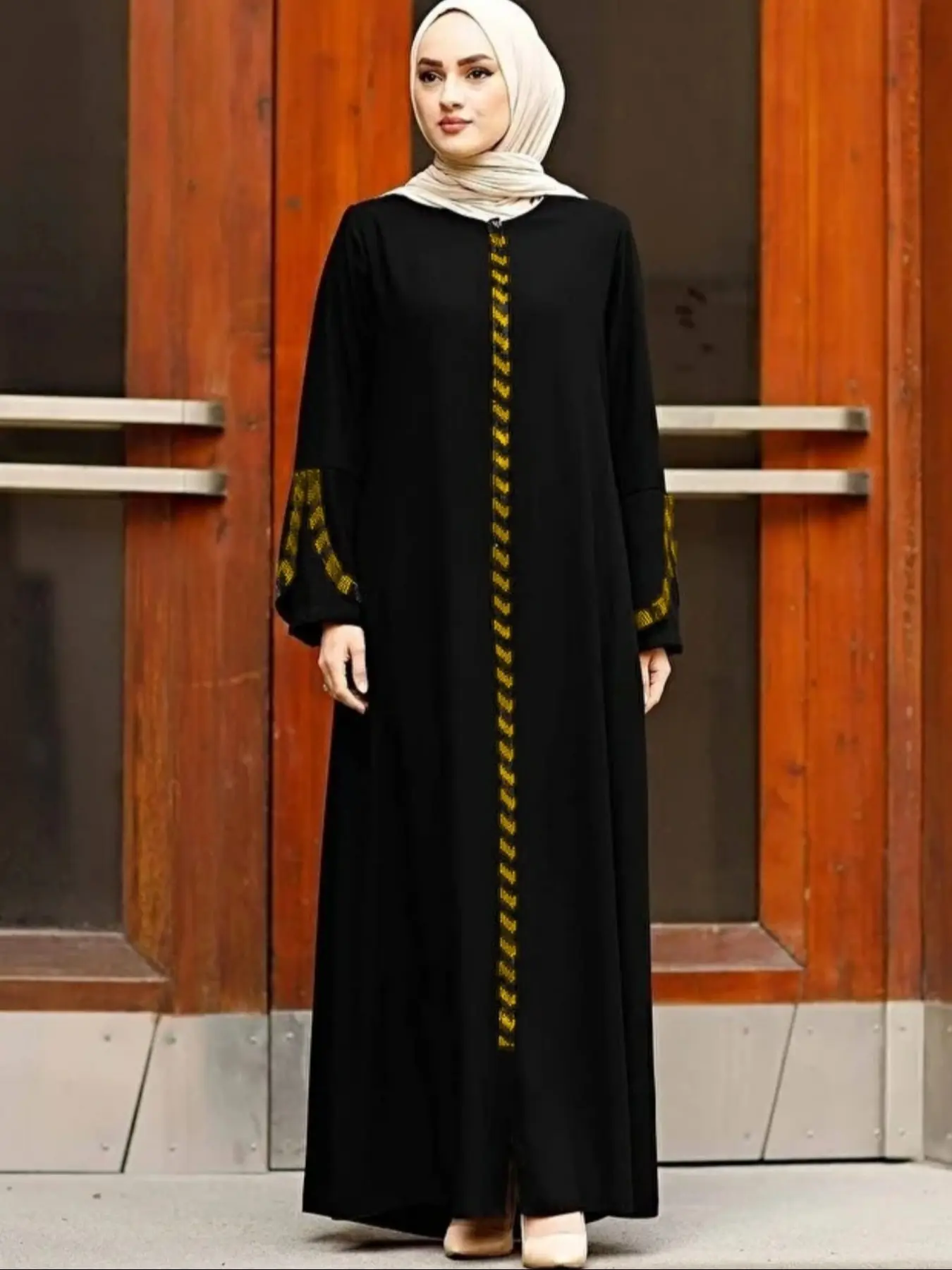 Elegant Women's Rhinestones Decor Arabic, Traditional Arabic Robe, Loose-Fitting Long Robe, Muslim Gowns, Islamic Clothes, Caftans, Geometric Pattern, Zipper Design, All Seasons Wear