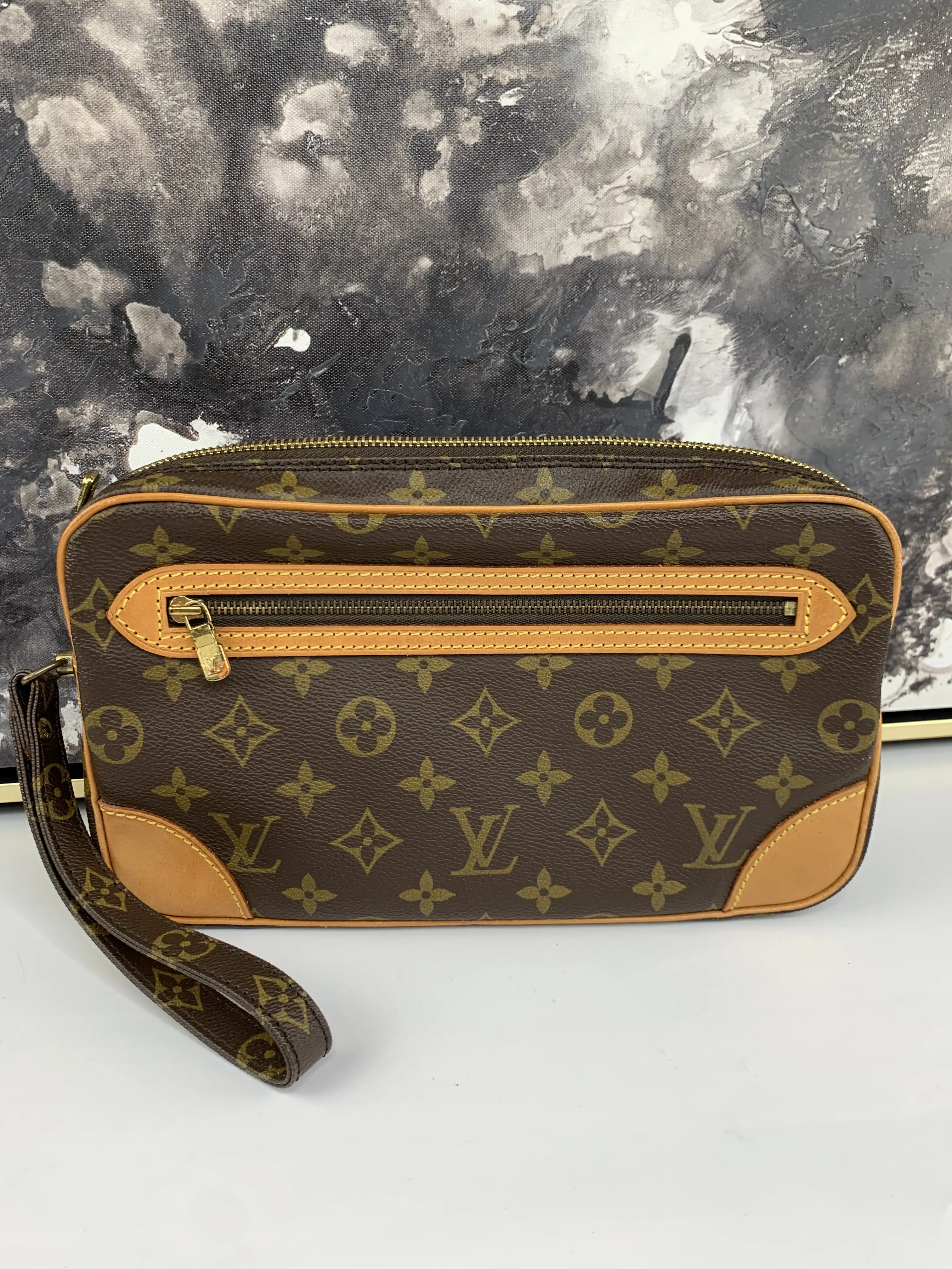 Pre-owned canvas clutches & wristlets Dragonne Clutch GM