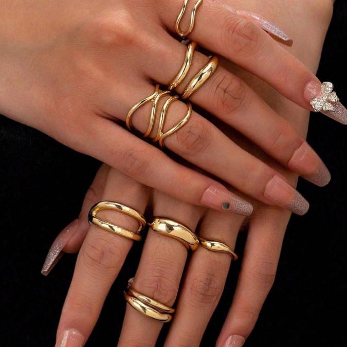 7pcs Gold Tone Ring Set for Women – Chunky Stackable Criss Cross Minimalist Band Rings
