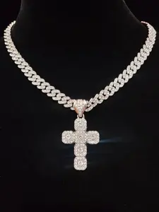 Hip Hop Artificial Diamond Cross Pendant Necklace As Gift, Fashion Rhinestone Cuban Chain Link Necklace for Men Women, Streetwear Matching Chunky Rhinestone Decorated Jewelry for Daily, Stylish Accessory, Unique Gifts for Women, Cuban Necklaces