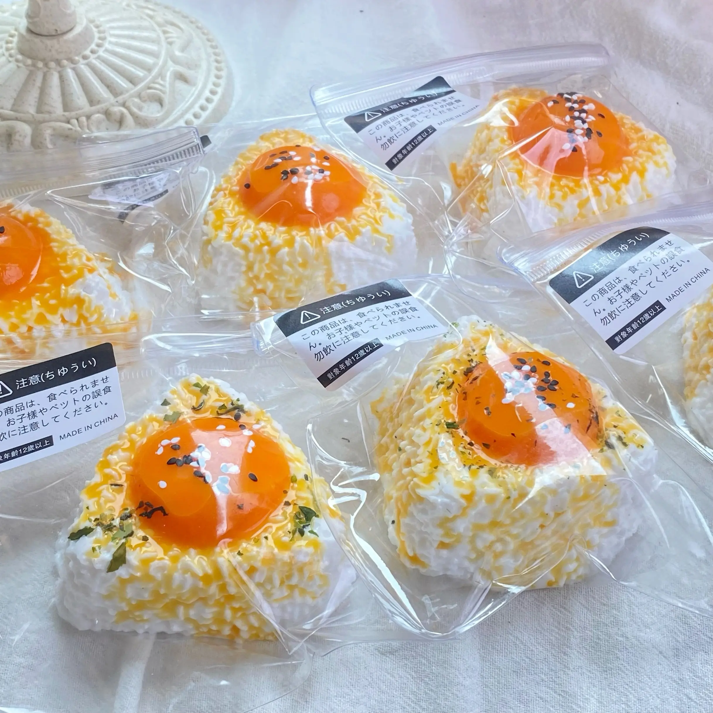 Triangle Fried Egg Look Squishy, Stress Relief Novelty Toy for Relaxation