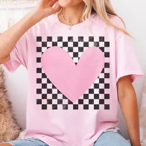 Valentines Retro Checkerboard Heart Tee Valentine's Day Black white checker board Pink Heart Vintage Graphic Thsirt Womens Crewneck Unisex Sublimation Sweatshirt