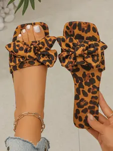 Elegant Women's Leopard Print Bow Sandals, Casual Summer Flat Shoes, Anti-Slip Soft Sole, Breathable Comfort, Perfect for Parties and Daily Wear