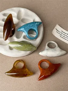 6 Piece Set Cute Simple Resin Geometric Oval Fashion Rings, Elegant Vintage Style, Perfect Gift for Women, Daily Wear, Parties, Holidays