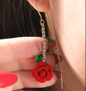 Red Rose Vintage Long Tassel Drop Earrings for Women 2026, Elegant Retro Crystal Accent Jewelry, Lightweight Dangle Earrings for Wedding Date Night Holiday Gift