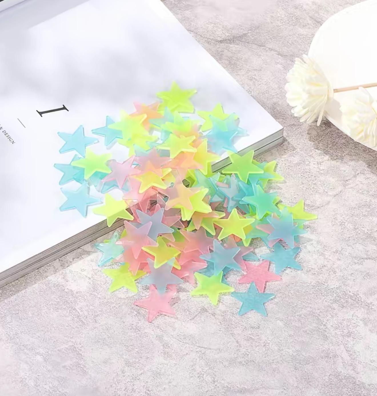 300PCS Glow in the Dark Stars Stickers Mixed Color Luminous Fluorescent Reusable Plastic Wall Stickers Ceiling Stars Decal Space Galaxy Night Sky Bedroom Ceiling Decor Kids Room Nursery Home Decor Best Easter Gift for Children