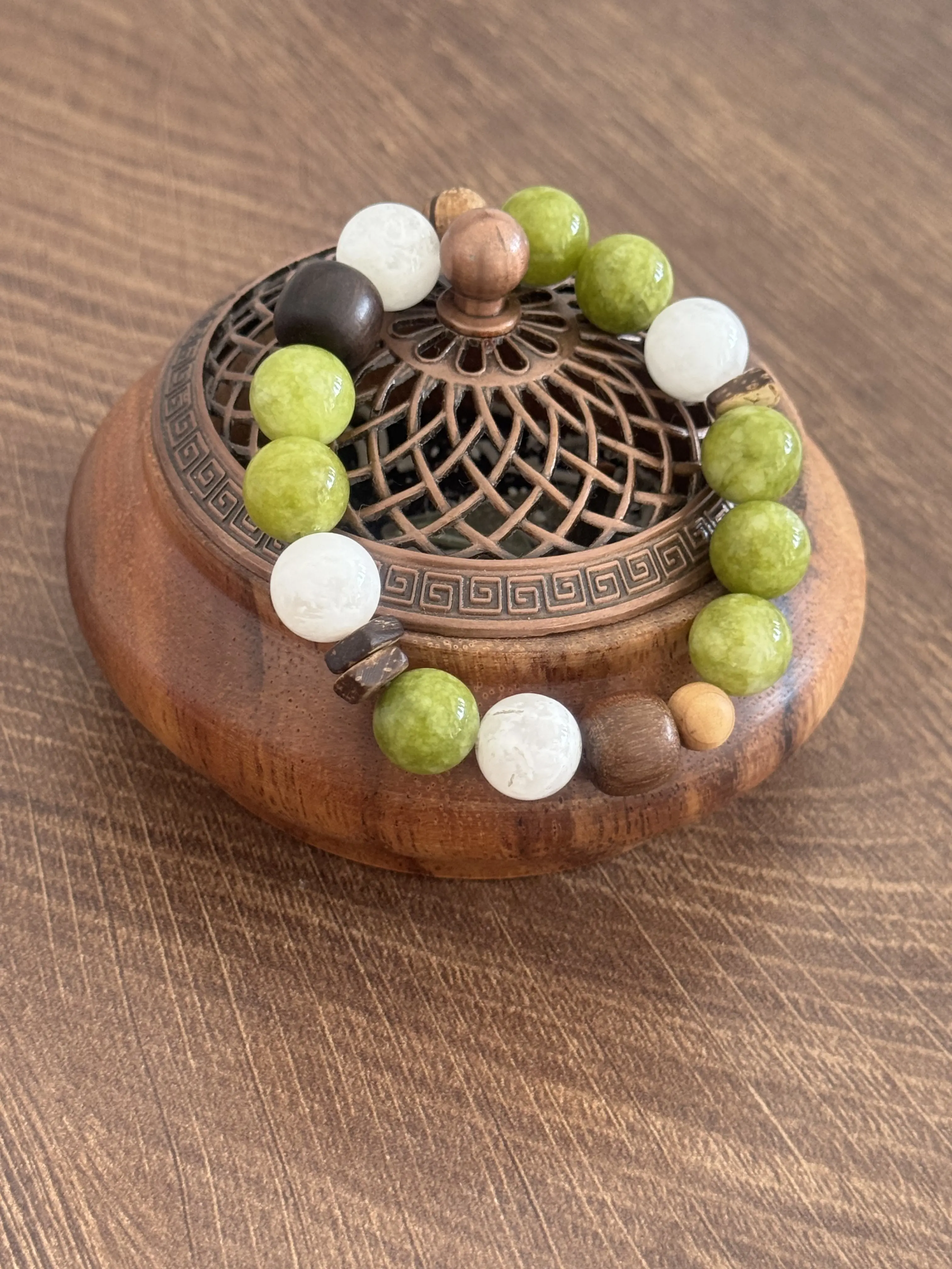 Xiuyu Jade White Phantom Bracelet Negative Energy Cleansing Healing Crystal Bracelet
