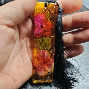 Short Flower Bookmark with Vibrant Floral Design and Black Tassel for Book Lovers