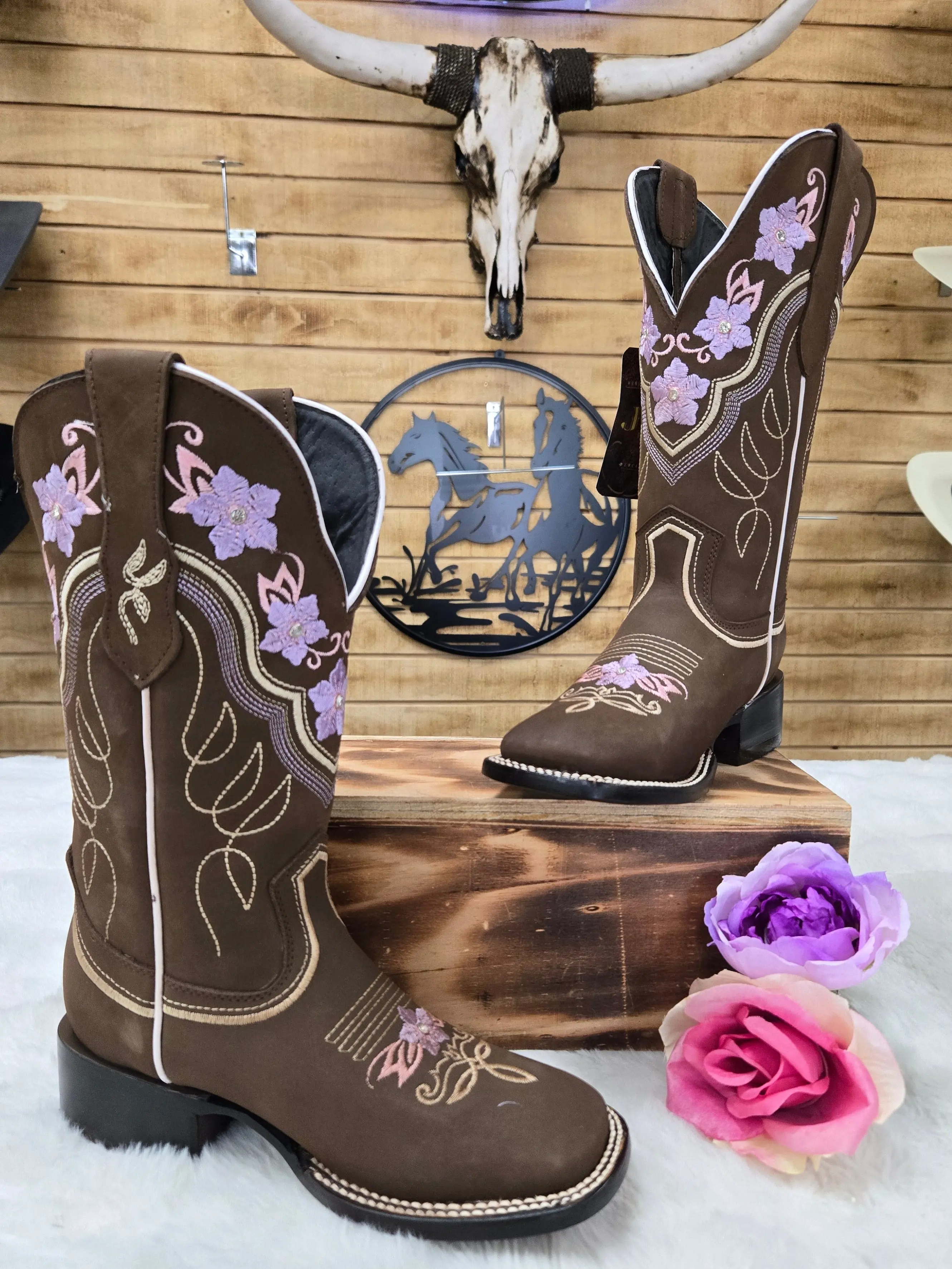 Jasmin Women's Cowgirl Boots w/ Flower embroidery and Jewels - Tabacco (READ DESC/LEE DESC)
