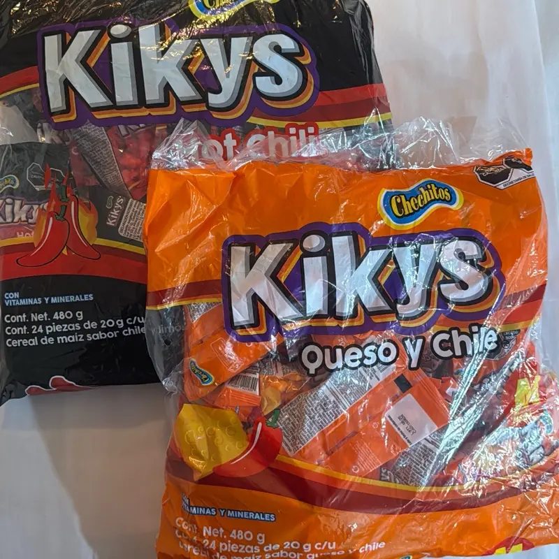 Kikys Hot Chili/ Queso y Chile