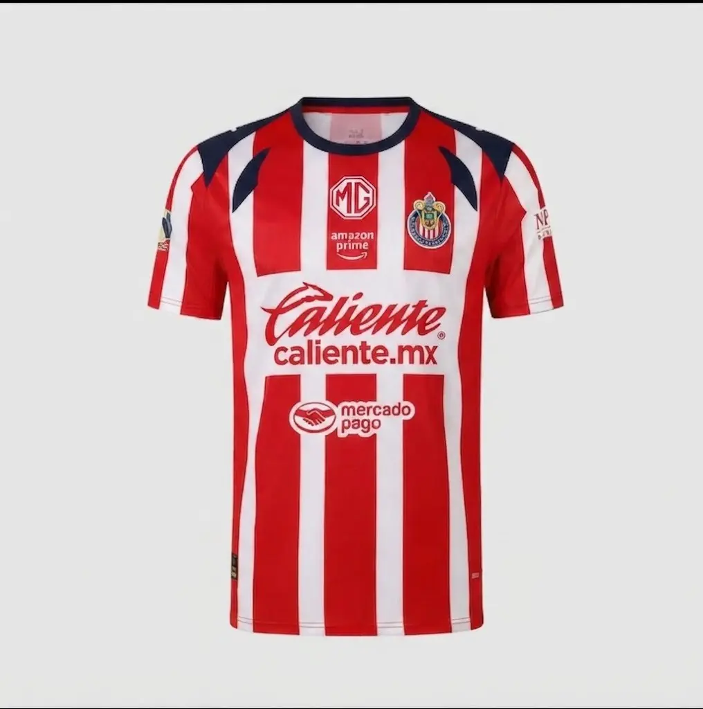 New Chivas 2025 26 shirt football jersey (unnumbered): red home shirt, short-sleeved.