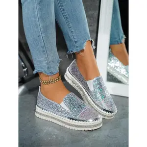 Fashionable Glitter Sequins Decor Slip on Sneakers, Casual Comfortable Round Toe Low Top Shoes for Daily Wear, Female All-match Shoes for Daily Wear