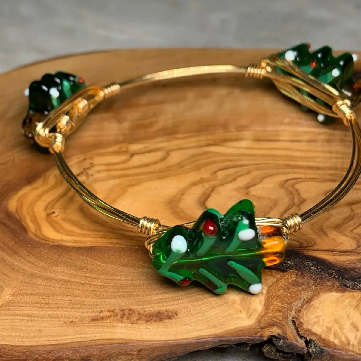 Christmas Tree Bangle for Women, Perfect for Festive Season, Fashion Accessory