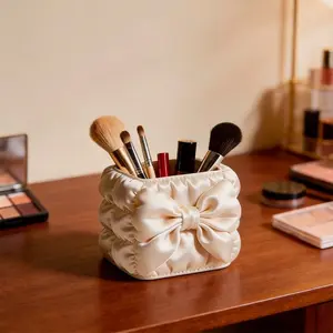 Stylish 3D Bow Makeup Brush Holder! Cosmetic Storage Box Desktop Organizer Must-Have