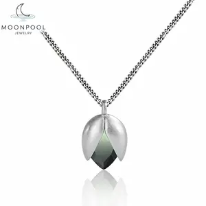 【#1】"Secret Buds" Synthetic Zircon Necklace in 925 Sterling Silver