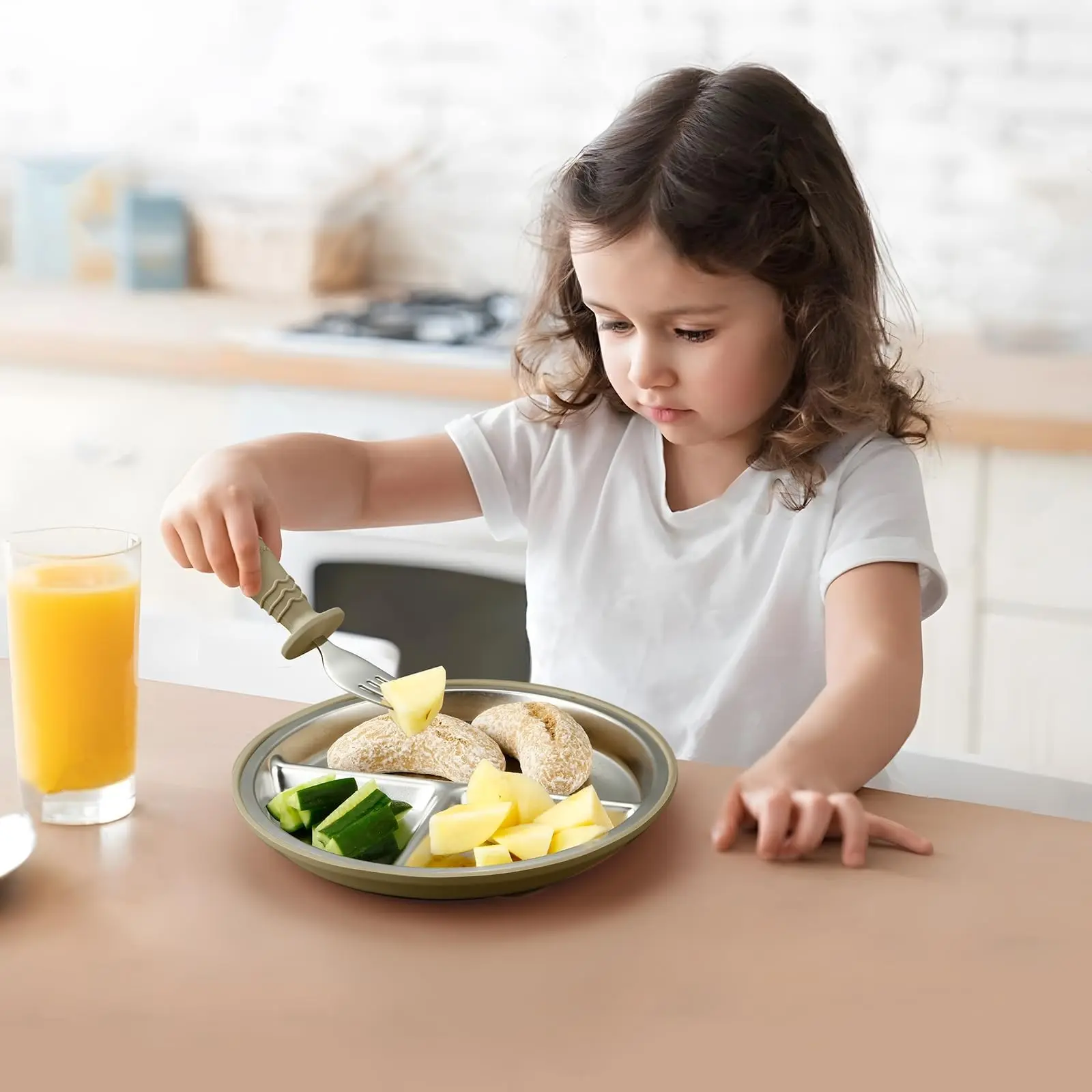 Suction cup anti-tipping, Feeding, Children's stainless steel lunch plate, divided lunch plate, removable silicone sleeve, dishwasher and microwave safe, easy to clean Toddler Plates
