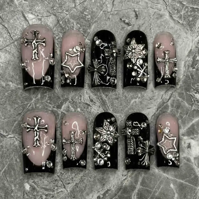 ネイルチップオーダーページy2k emo grunge Handmade Y2K Grunge Press On Nails | Silver Cross, Star, French