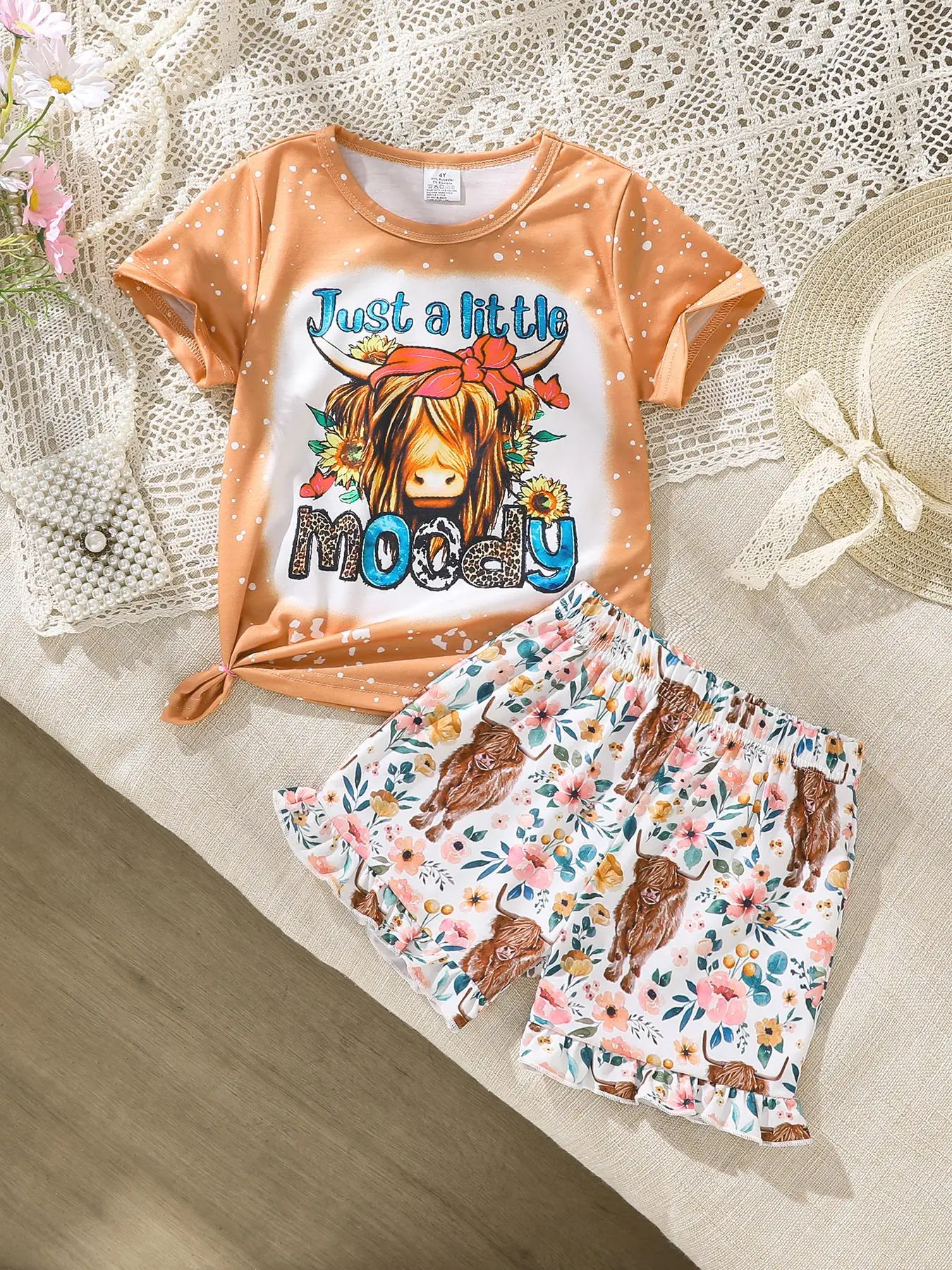 Toddler Girl's Cow & Letter Print Short Sleeve Tee & Floral Print Elastic Waist Shorts Two-Piece Set, Casual Round Neck T-shirt & Shorts, Summer Cloth