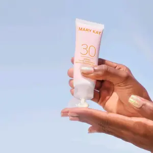 Mineral facial sunscreen with broad spectrum SPF 30.  Y SPF 50.