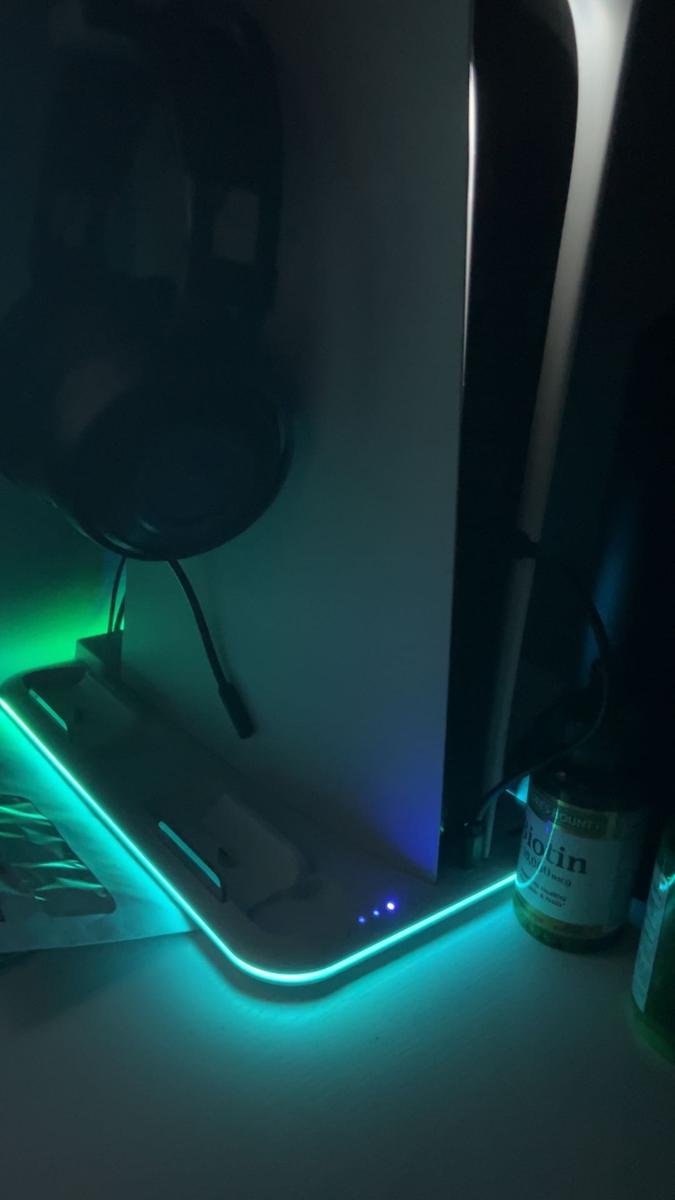 Item: White Compatible with PS5 Disc & Digital Editio