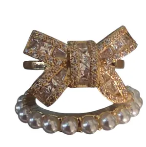 Atterri Cubic Zirconia Bow Ring