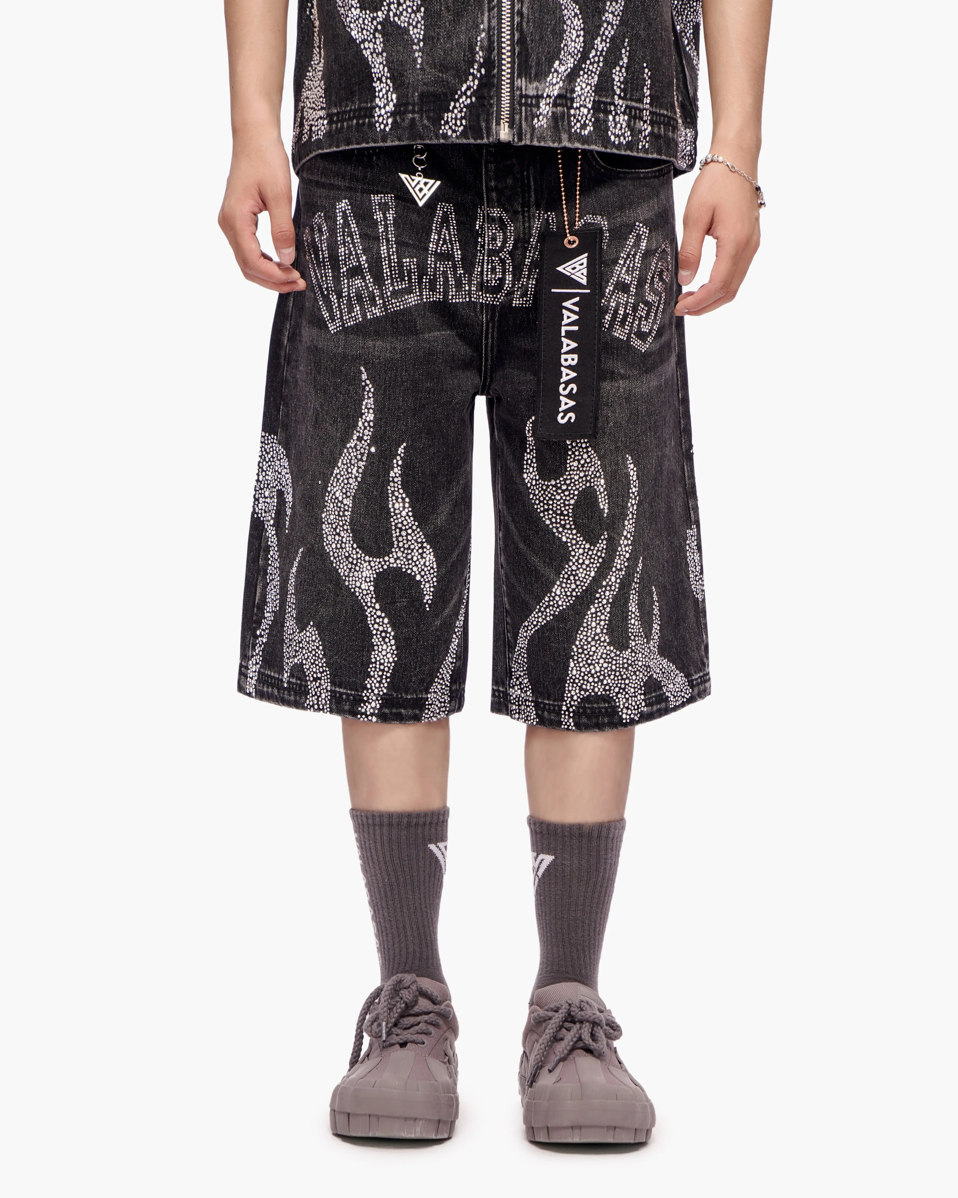 Heat Jorts Black