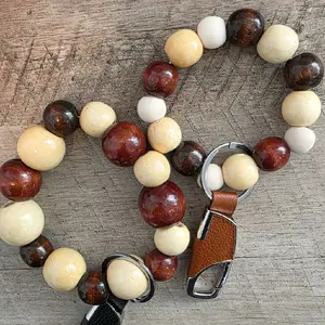 Masculine Wooden Bead Key Chain with Leather Clip Stylish Durable Design for Everyday Use Wood Construction