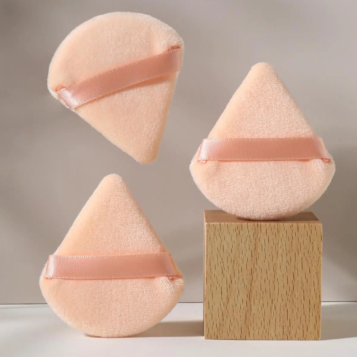 3pcs Triangle Powder Puff, Dry and Wet Use Soft Makeup Sponge Puff for Liquid Foundation, Loose Powder, Blush & Concealer