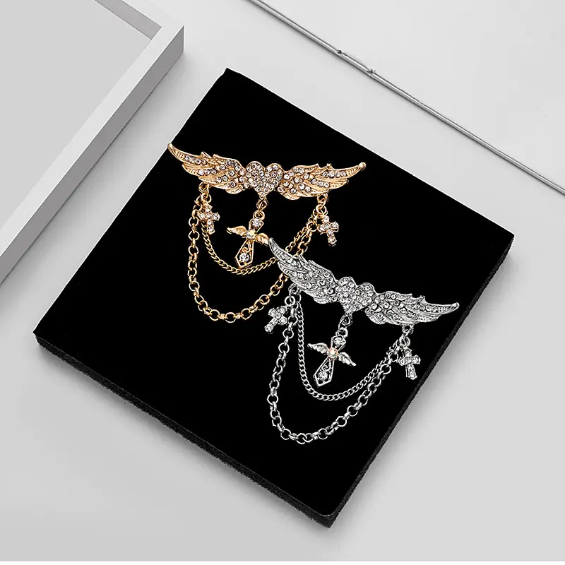 Creative Angel Wing Heart Cross Tassel Lapel Pins for Men Women, Vintage Multi Element Decorative Suit Brooches, Trendy Dangle Chain Fashion Accessory for Wedding Business Daily Party Gift for Him Her