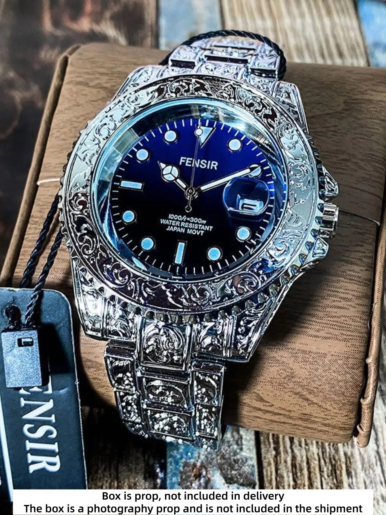 Stylish Men's Quartz Analog Watch in Silver Color with Casual Elegance, Business and Leisure Wear with Waterproof Calendar Feature, Perfect Gift in Trendy Box, Water Resistant Watch, Fashionable Wristwatch, Fashion Wristwatches