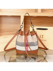 High-end genuine leather drawstring bucket bag for women, trendy new plaid bag, stylish women's bag, versatile shoulder and crossbody bag