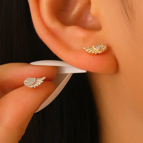 Cross-Border Sweet Cool Punk Style Micro-Embedded Zircon Angel Wings Design Couple Soft Cartilage Piercing Ear Bone Clip Ear Studs Zircon Stud Earrings Shining Earrings Ear Jewelry