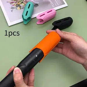 1pc Heat-Resistant Silicone Mat For Hair Tools - Protective Sleeve For Curling Irons, Flat Irons & Straighteners, , Fits All Hair Types