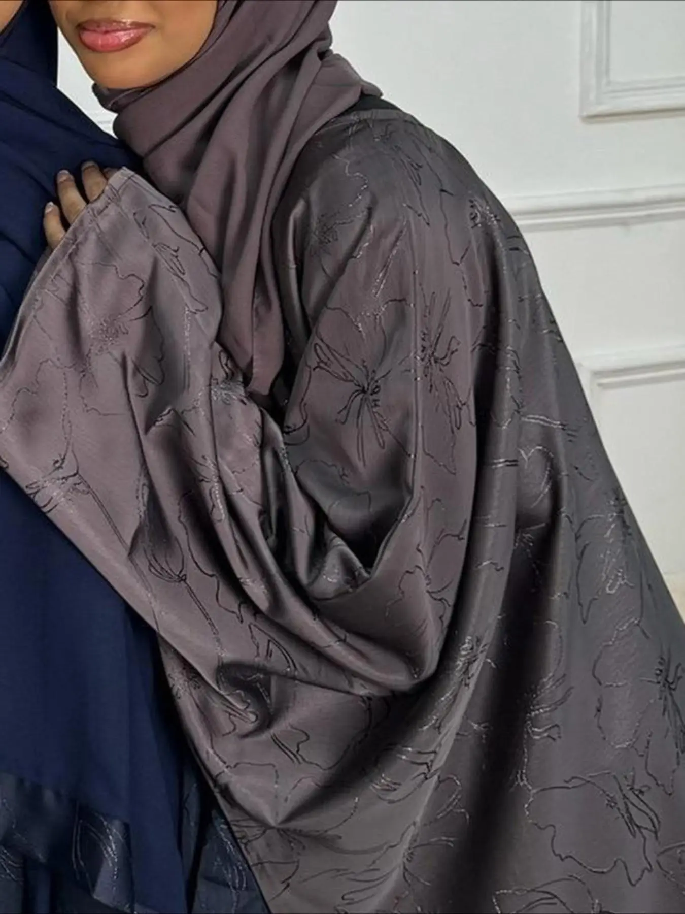 Women's Floral Jacquard Arabian Dress without Hijab, Modest Long Sleeve Round Neck Dress for Muslim, Women's Islamic Clothing for All Seasons