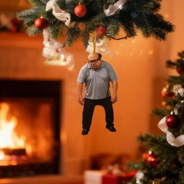 It’s Always Sunny in Philadelphia, Frank Reynolds Christmas Acrylic Ornament