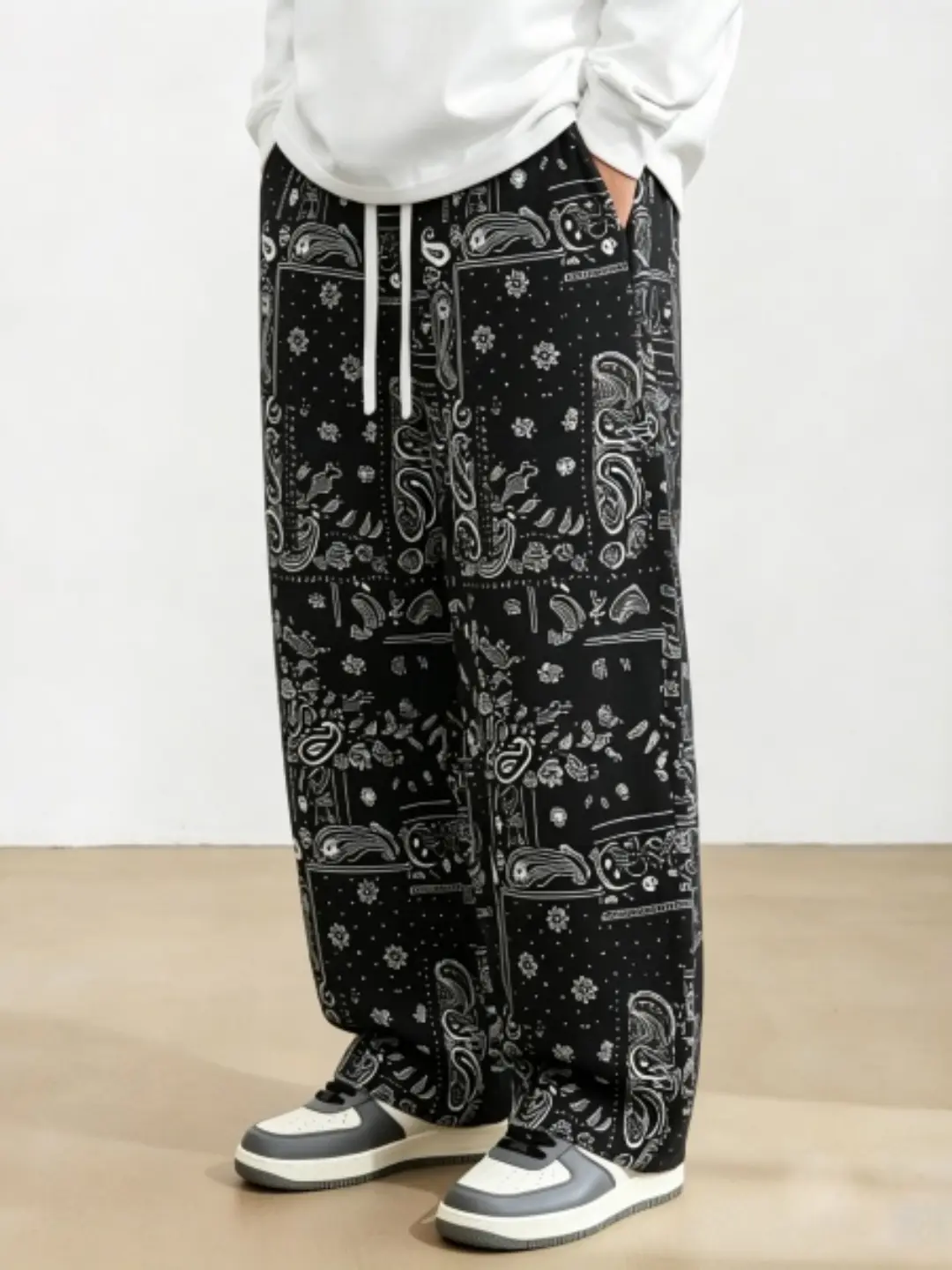 Men's Paisley Bandana Print Track Pants - Y2K Loose Streetwear Joggers with Side Stripe