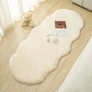 Faux Rabbit Fur Plush Rug, Irregular Wave Shape Carpet, Living Room Bedroom Long Strip Mat, Fashionable Luxurious Non-Slip, Fluffy Modern Rug, Fuzzy Rug