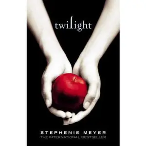USED-Twilight (Twilight Saga) (The Twilight Saga, Book 1) by Stephenie Meyer (Paperback)