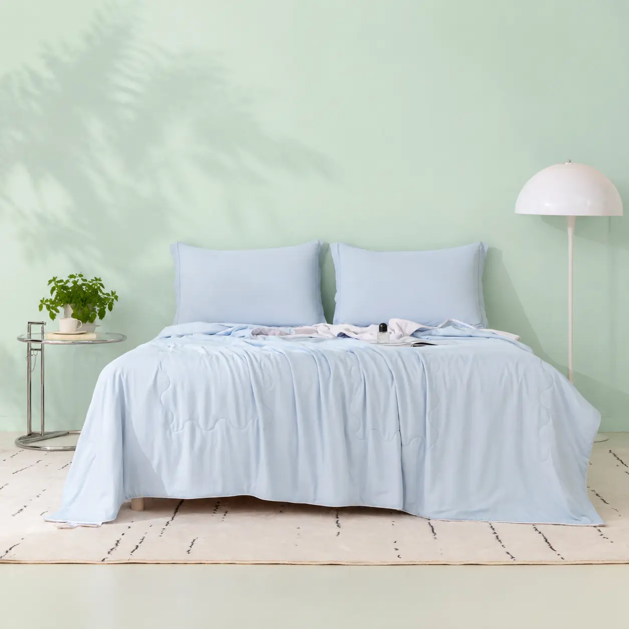 InnerNight Sleep summer blanket lightweight King Size, Silk Cooling Blanket for HotSleepers, Q-Max>0.4, Double-Sided Arc-chill CoolingBlanket, Ultra Soft Cooling Blanket,Double Sided Cold Effect,Lightweight Breathable Summer Bed Blanket