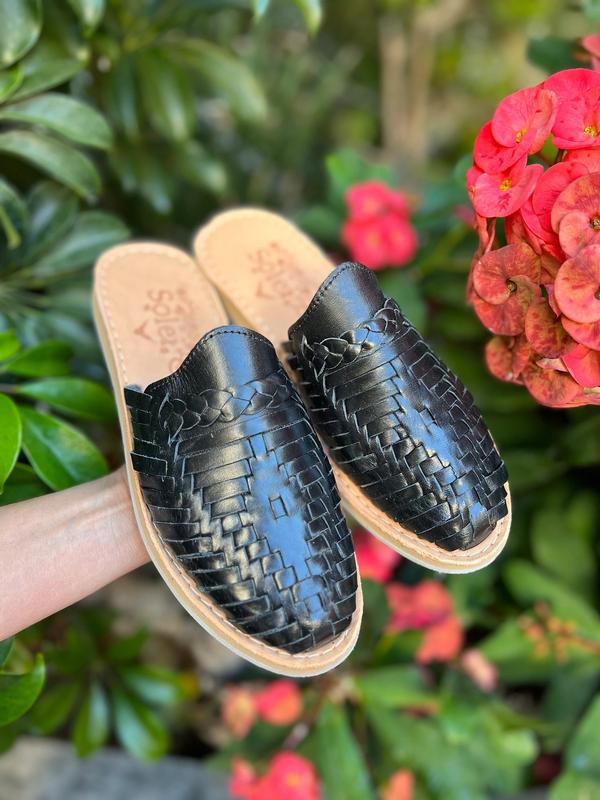 Mexican Artisanal Sandal. All sizes Boho-Hippie Vintage Sandals. Mexican Leather Mules. Solid Color Sandals. Mexican Huarache Sandal.