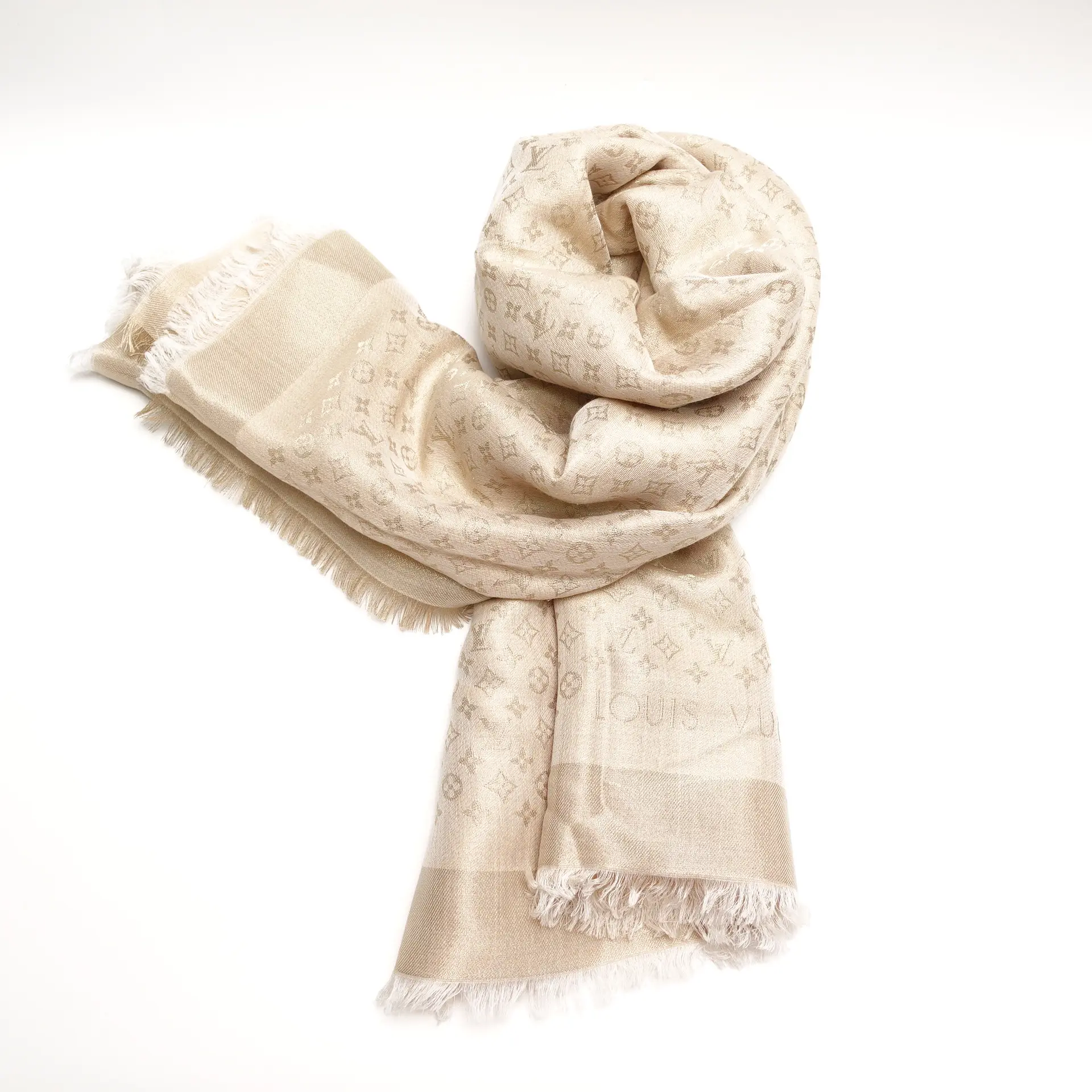 Pre-owned Louis Vuitton Champaign Gold Monogram Wool Square Scarf T10455482