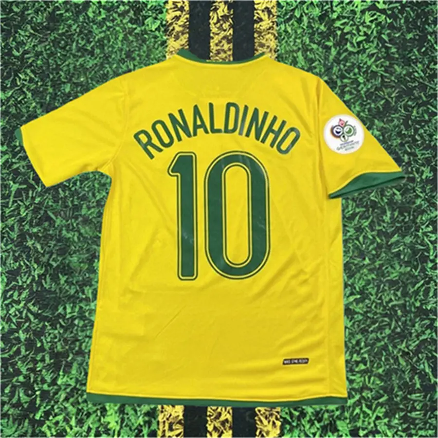 2006 Brazil Home Ronaldinho 10 Short sleeve Soccer jersey
