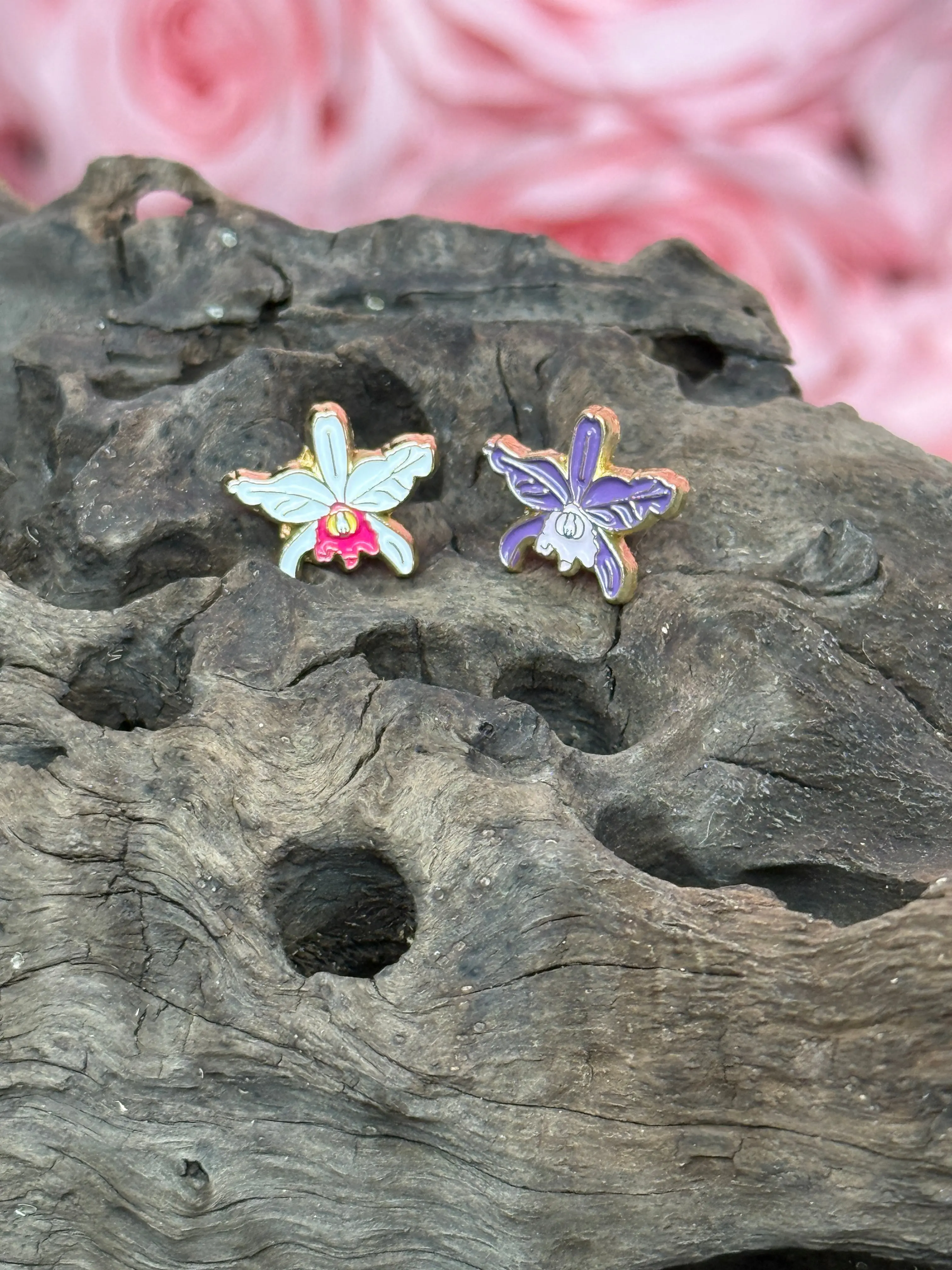 Mini Jenmanii Enamel Pin