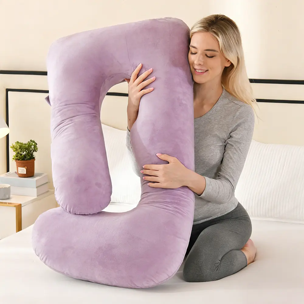 41-inch J-shaped pregnancy pillow, made of soft velvet fabric, providing full-body support; a breathable, multipurpose pillow with a removable, machine-washable pillowcase—a maternity product suitable for all seasons