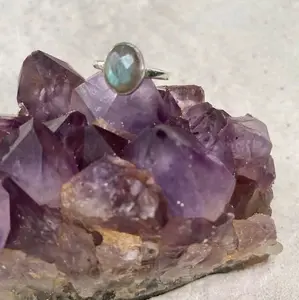 Labradorite Oval Ring - Natural Color, Round Shape, Elegant Design